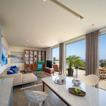 Choice 2 Live - Luxury Sea View Penthouse *